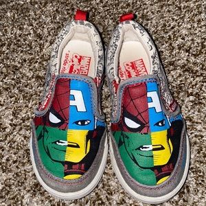Marvel toddler boys shoes size 8